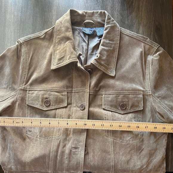 Genuine Leather Coat Never Worn - Picture 4 of 5